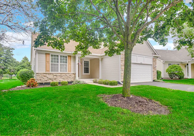 Photo 2 of Single family home for sale at 735 Pentwater Rd, Romeoville, IL 60446 | MLS# 12731418 | Listing updated on 2026-10-03