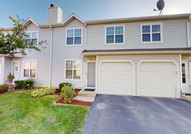 Photo 2 of Townhouse for sale at 1985 Westview Ln, Round Lake Beach, IL 60073 | MLS# 12731437 | Listing updated on 2026-09-16