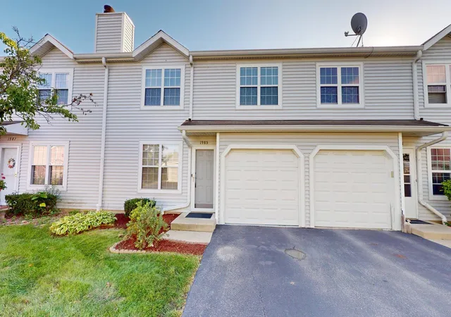 Photo 2 of Townhouse for sale at 1985 Westview Ln, Round Lake Beach, IL 60073 | MLS# 12731437 | Listing updated on 2026-09-13