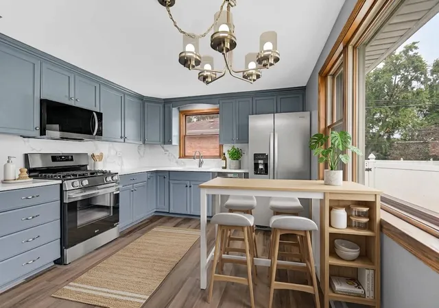Photo 3 of Single family home for sale at 17537 70th Court, Tinley Park, IL 60477 | MLS# 12731457 | Listing updated on 2026-09-12