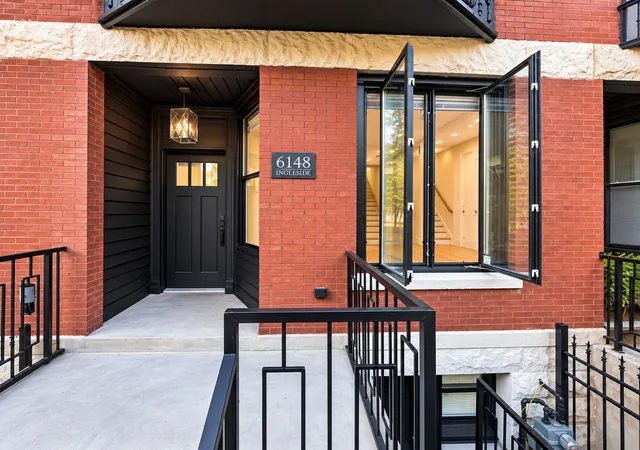 Photo 3 of Single family home for sale at 6148 S Ingleside Ave, Chicago, IL 60637 | MLS# 12731593 | Listing updated on 2026-09-13