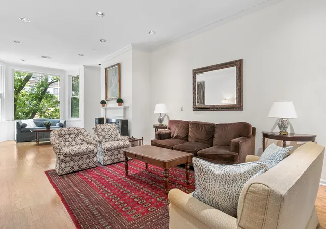 Photo 2 of Sale Pending at 1329 N Dearborn St #3, Chicago, IL 60610 | MLS# 12731612 | Listing updated on 2026-10-08