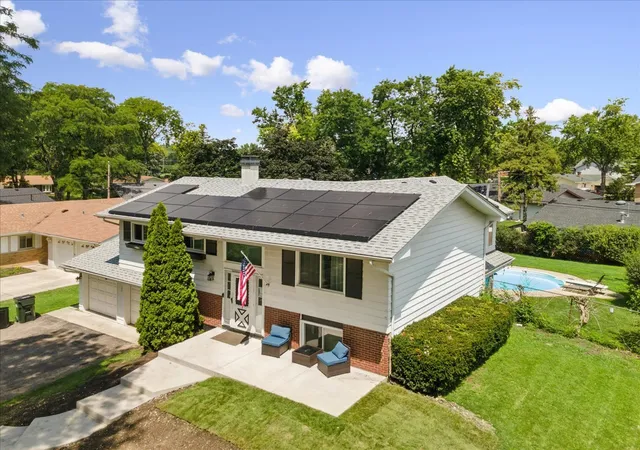 Photo 1 of Sale Pending at 21w340 Audubon Rd, Lombard, IL 60148 | MLS# 12731686 | Listing updated on 2026-08-26