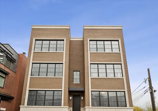 Condo for sale at 2644 N Lakewood Ave #2N, Chicago, IL 60614 | MLS# 12731733 | Listing updated on 2026-09-23