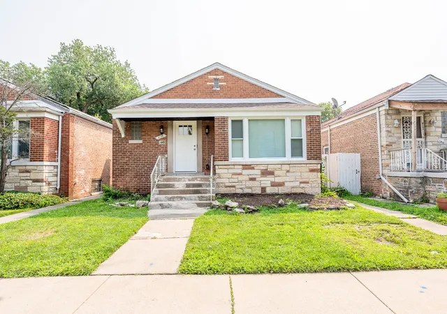 Photo 1 of Single family home for sale at 8155 S Essex Ave, Chicago, IL 60617 | MLS# 12731769 | Listing updated on 2026-09-16