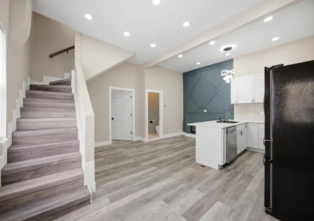 Listing Photo 3 - Condo for sale in building located at 2407 S Albany Ave, Chicago, IL 60623