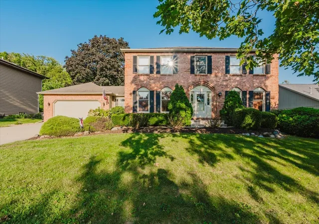 Photo 1 of Single family home for sale at 4 Inverness Dr, Bloomington, IL 61701 | MLS# 12731959 | Listing updated on 2026-09-13