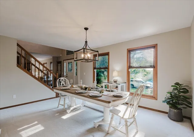Photo 4 of Single family home for sale at 4 Inverness Dr, Bloomington, IL 61701 | MLS# 12731959 | Listing updated on 2026-09-13