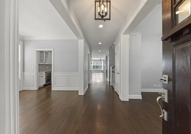 Photo 3 of Single family home for sale at 799 Hill Ave, Glen Ellyn, IL 60137 | MLS# 12731993 | Listing updated on 2026-09-16