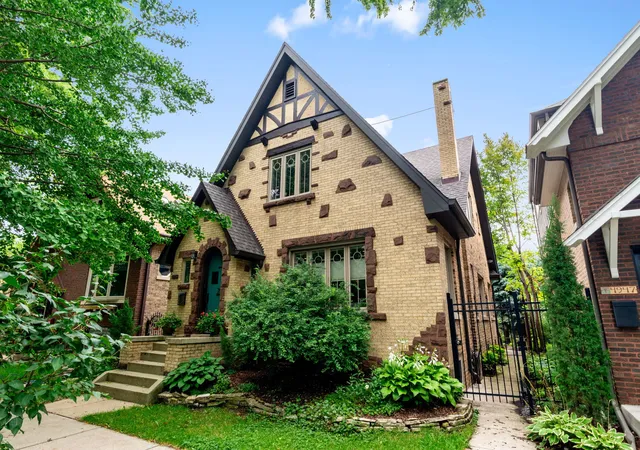 Photo 1 of Single family home for sale at 4949 N Kostner Ave, Chicago, IL 60630 | MLS# 12732160 | Listing updated on 2026-09-12