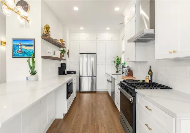 Photo 4 of Condo for sale at 4030 N California Ave #3, Chicago, IL 60618 | MLS# 12732204 | Listing updated on 2026-09-16