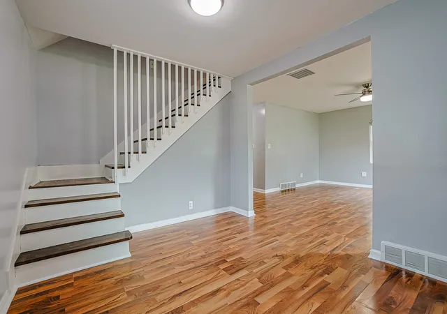Photo 4 of Single family home for sale at 1429 Ridgeway Ave, Round Lake Beach, IL 60073 | MLS# 12732290 | Listing updated on 2026-09-15