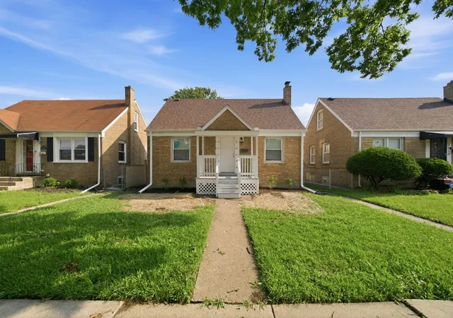 Photo 1 of Single family home for sale at 3606 Madison St, Bellwood, IL 60104 | MLS# 12732439 | Listing updated on 2026-08-17