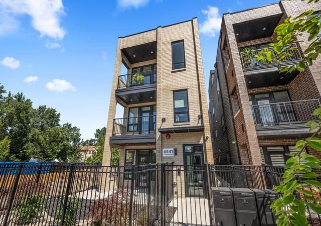 Photo 1 of Condo for sale at 4441 S Vincennes Ave #1, Chicago, IL 60653 | MLS# 12732451 | Listing updated on 2026-09-13