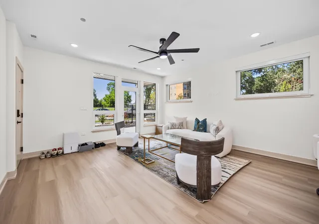 Photo 2 of Condo for sale at 4441 S Vincennes Ave #1, Chicago, IL 60653 | MLS# 12732451 | Listing updated on 2026-09-13