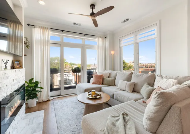 Photo 2 of Condo for sale at 2700 N Halsted St #PH3, Chicago, IL 60614 | MLS# 12732507 | Listing updated on 2026-09-29