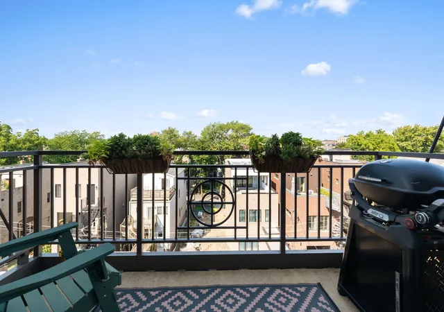 Photo 4 of Condo for sale at 2700 N Halsted St #PH3, Chicago, IL 60614 | MLS# 12732507 | Listing updated on 2026-09-29