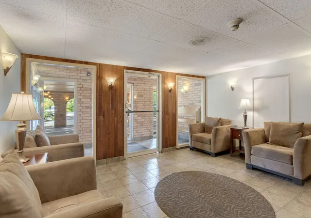 Photo 2 of Condo for sale at 512 Redondo Dr #110, Downers Grove, IL 60516 | MLS# 12732560 | Listing updated on 2026-09-16