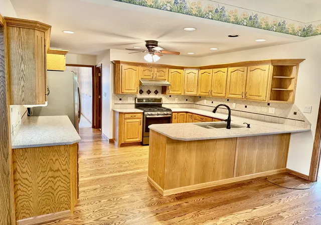 Photo 2 of Single family home for sale at 1223 Vantage Ln, Bourbonnais, IL 60914 | MLS# 12732658 | Listing updated on 2026-09-20