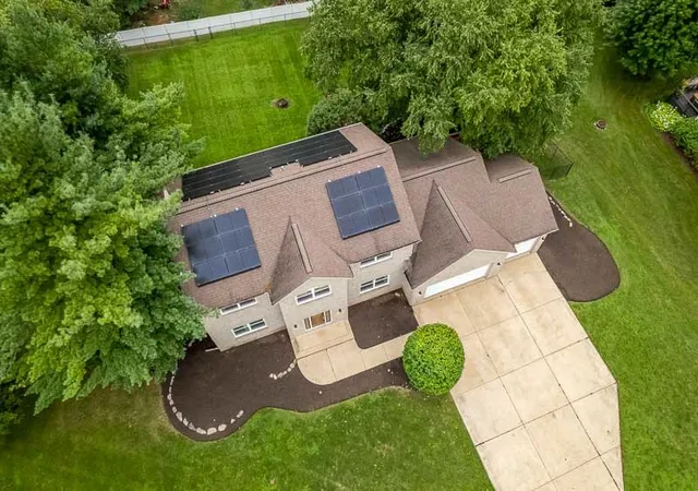 Photo 3 of Single family home for sale at 1397 Sweetclover Ln, Rockford, IL 61107 | MLS# 12732727 | Listing updated on 2026-09-14