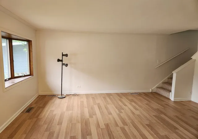 Photo 3 of Single family home for sale at 8 Wayne Ct, Park Forest, IL 60466 | MLS# 12732730 | Listing updated on 2026-09-17
