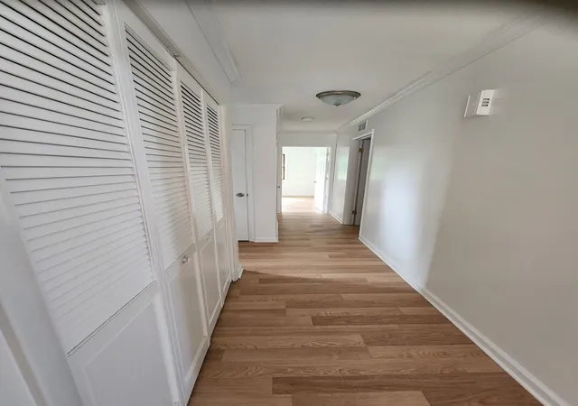 Photo 3 of Single family home for sale at 8 Wayne Ct, Park Forest, IL 60466 | MLS# 12732730 | Listing updated on 2026-10-05