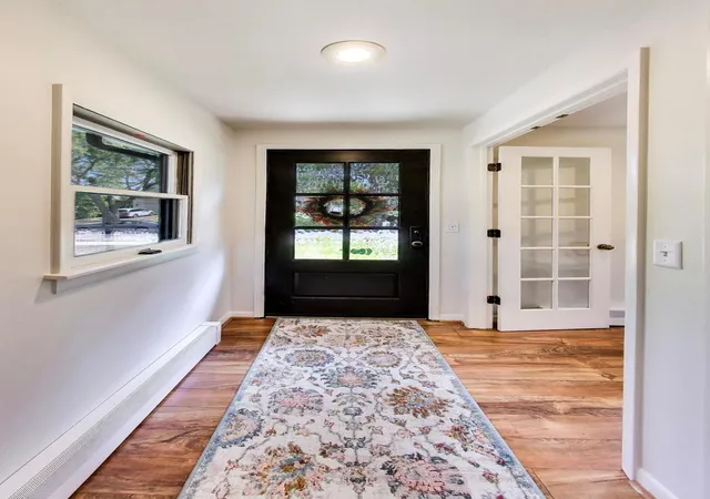 Photo 3 of Single family home for sale at 976 Highland Ave, Glen Ellyn, IL 60137 | MLS# 12732770 | Listing updated on 2026-09-21
