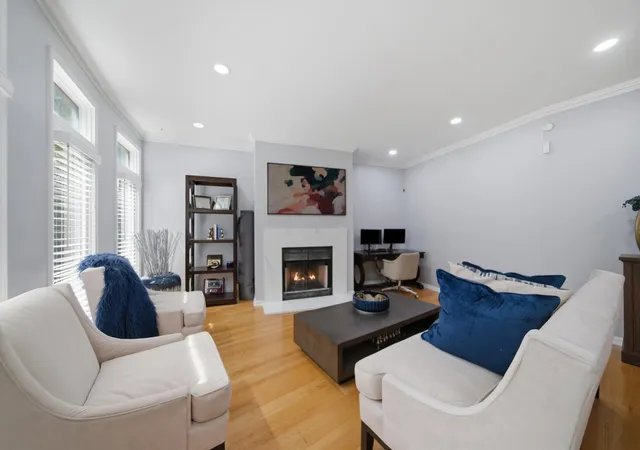 Photo 3 of Condo for sale at 1521 S Indiana Ave #J, Chicago, IL 60605 | MLS# 12732779 | Listing updated on 2026-09-20