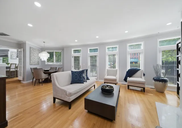 Photo 4 of Condo for sale at 1521 S Indiana Ave #J, Chicago, IL 60605 | MLS# 12732779 | Listing updated on 2026-09-20