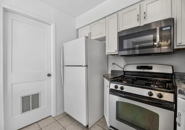 Photo 2 of Townhouse for sale at 4521 Province Town Dr, Country Club Hills, IL 60478 | MLS# 12732845 | Listing updated on 2026-09-12