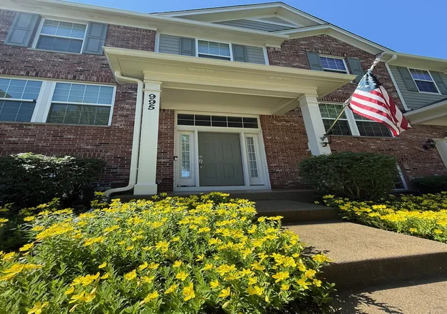 Photo 1 of Townhouse for sale at 995 Reserve Dr, Elgin, IL 60124 | MLS# 12732907 | Listing updated on 2026-09-15