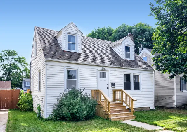 Single family home for sale at 10749 S Kedzie Ave, Chicago, IL 60655 | MLS# 12732976