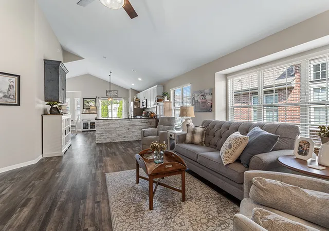 Photo 3 of House for sale at 25632 S Riley Erin Rd, Manhattan, IL 60442 | MLS# 12733066 | Listing updated on 2026-10-02
