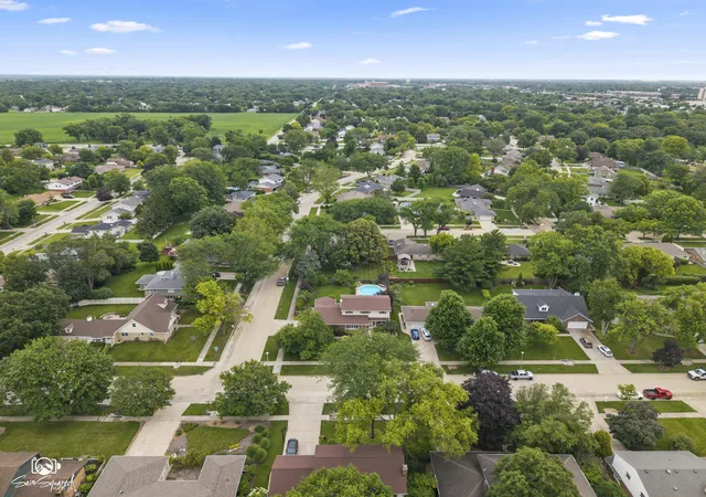 41st image of 226 Meadow Wood Dr, Joliet, IL 60431 | MLS# 12733070