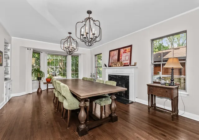 Photo 4 of Single family home for sale at 415 Ashland Ave, Evanston, IL 60202 | MLS# 12733130 | Listing updated on 2026-09-19