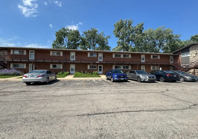 Photo 1 of Condo for sale at 1910 W Hatherleigh Ct #2C, Mount Prospect, IL 60056 | MLS# 12733147 | Listing updated on 2026-09-21