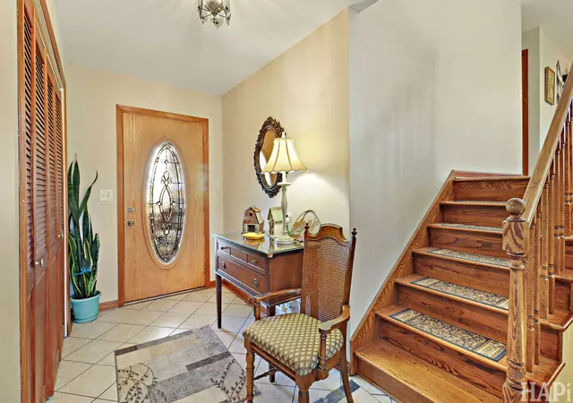 Photo 4 of Single family home for sale at 9604 Beech Ave, Crystal Lake, IL 60014 | MLS# 12733154 | Listing updated on 2026-10-28