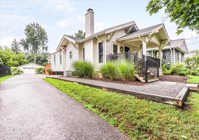 Photo 2 of Sale Pending at 225 Coolidge Ave, Barrington, IL 60010 | MLS# 12733199 | Listing updated on 2026-09-13