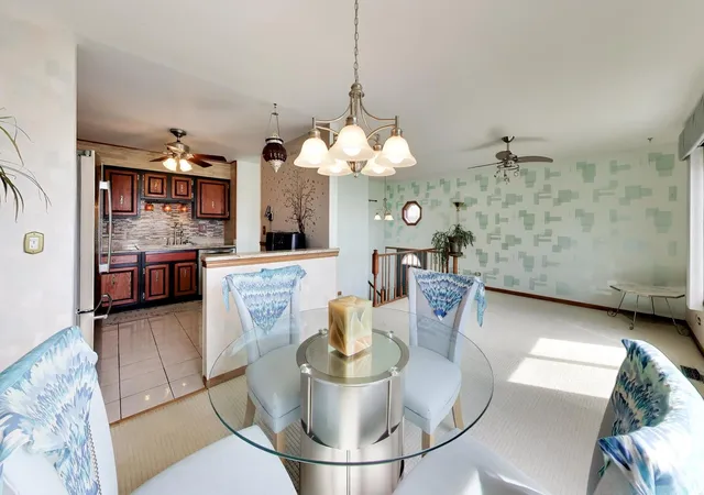 Photo 4 of Single family home for sale at 530 Princeton Dr, Bolingbrook, IL 60440 | MLS# 12733230 | Listing updated on 2026-10-06