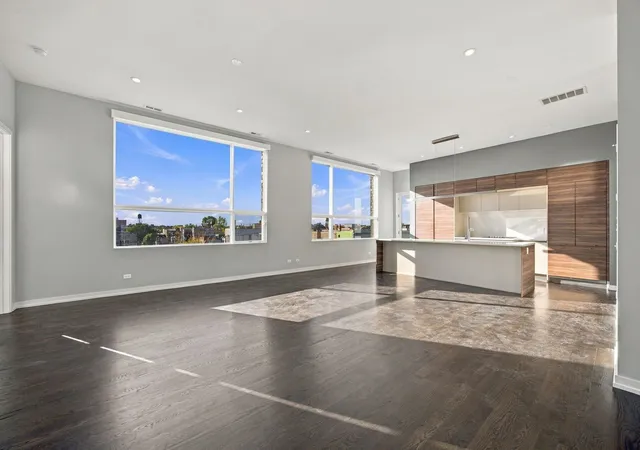 Photo 3 of Condo for sale at 1433 N Ashland Ave #4W, Chicago, IL 60622 | MLS# 12733268 | Listing updated on 2026-10-10