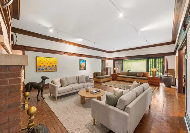 Photo 3 of Single family home for sale at 6829 S Constance Ave, Chicago, IL 60649 | MLS# 12733288 | Listing updated on 2026-10-01