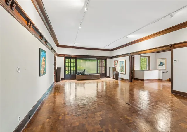 Photo 4 of Single family home for sale at 6829 S Constance Ave, Chicago, IL 60649 | MLS# 12733288 | Listing updated on 2026-10-01