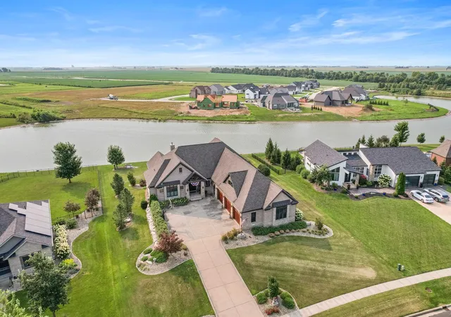 Photo 1 of Single family home for sale at 1413 Cross Crk Rd, Mahomet, IL 61853 | MLS# 12733309 | Listing updated on 2026-09-15