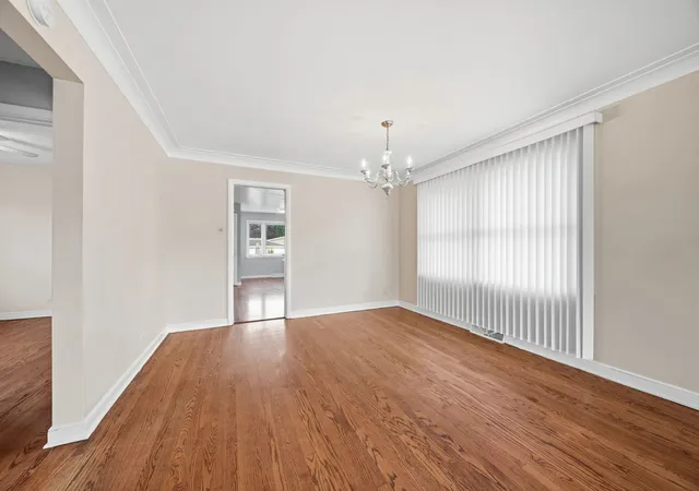 Photo 4 of Single family home for sale at 4524 W 100th Place, Oak Lawn, IL 60453 | MLS# 12733320 | Listing updated on 2026-09-23