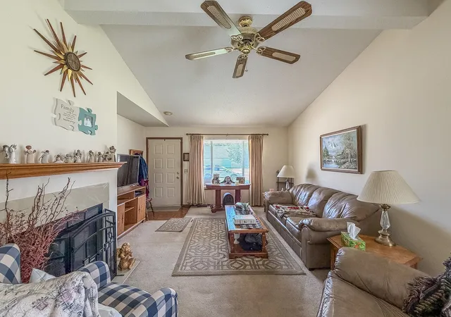 Photo 4 of Townhouse for sale at 2626 Natalie Dr, Champaign, IL 61822 | MLS# 12733324 | Listing updated on 2026-09-04