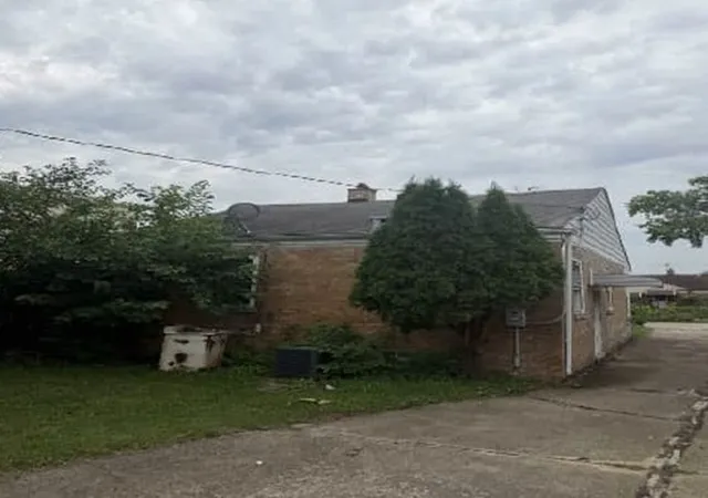 4th image of 417 48Th Ave, Bellwood, IL 60104 | MLS# 12733325