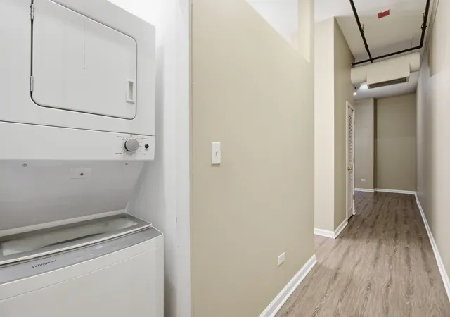 Listing Photo 5 - Condo for sale in building located at 400 W Ontario St, Chicago, IL 60654 - Unit #510