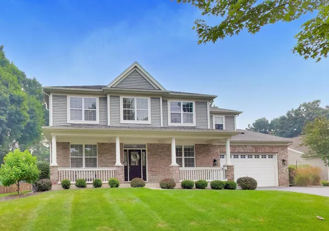 Photo 2 of Sale Pending at 2460 Savanna Dr, Wauconda, IL 60084 | MLS# 12733499 | Listing updated on 2026-09-12