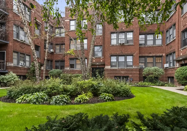 Photo 1 of Condo for sale at 639 Garfield St #3, Oak Park, IL 60304 | MLS# 12733551 | Listing updated on 2026-09-23