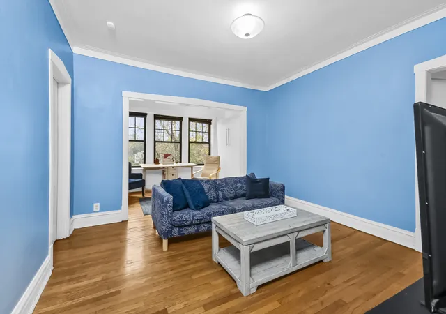 Photo 3 of Condo for sale at 639 Garfield St #3, Oak Park, IL 60304 | MLS# 12733551 | Listing updated on 2026-09-23